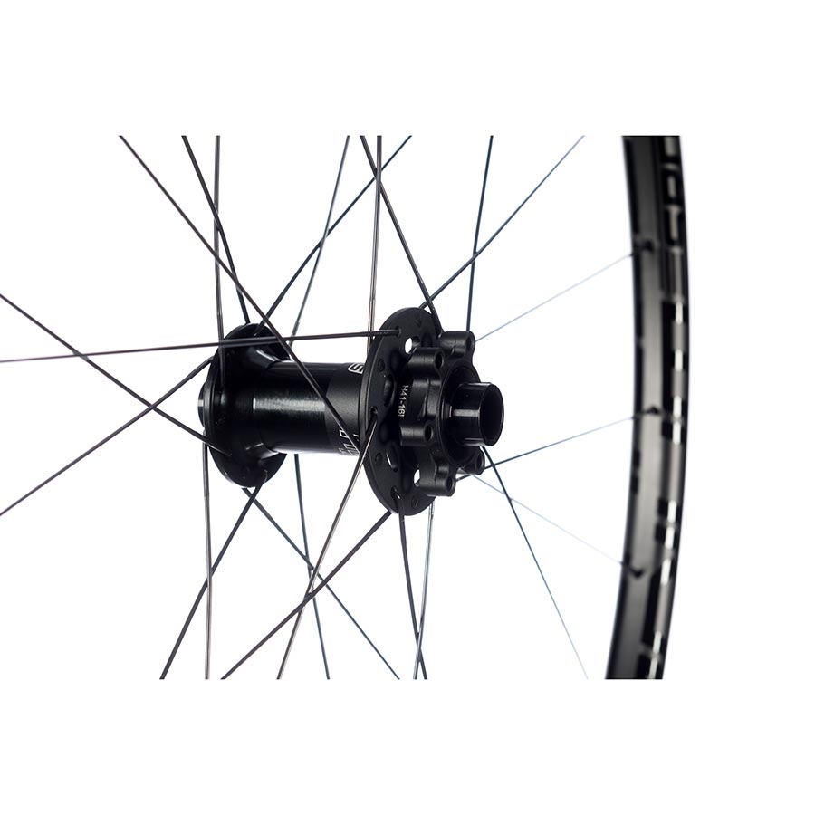 Stans No Tubes, Podium SRD, Wheel, Front, 29'' / 622, Holes: 24, 15mm TA, 110mm Boost, Disc IS 6-bolt