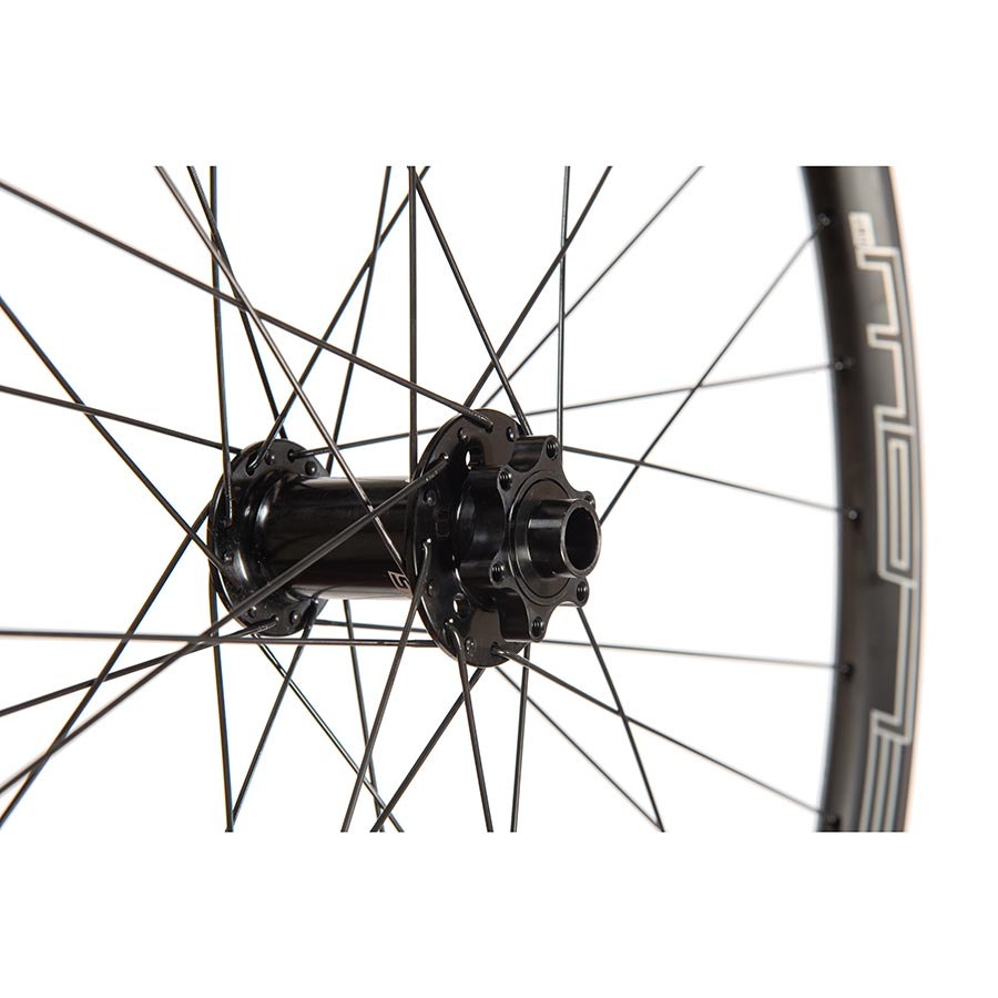 Stans No Tubes, Flow CB7, Wheel, Front, 29'' / 622, Holes: 32, 15mm TA, 110mm Boost, Disc IS 6-bolt