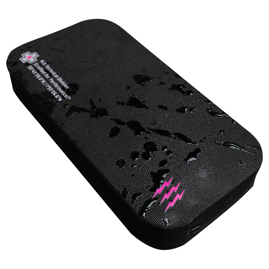 Muc-Off, Waterproof essentials, Case